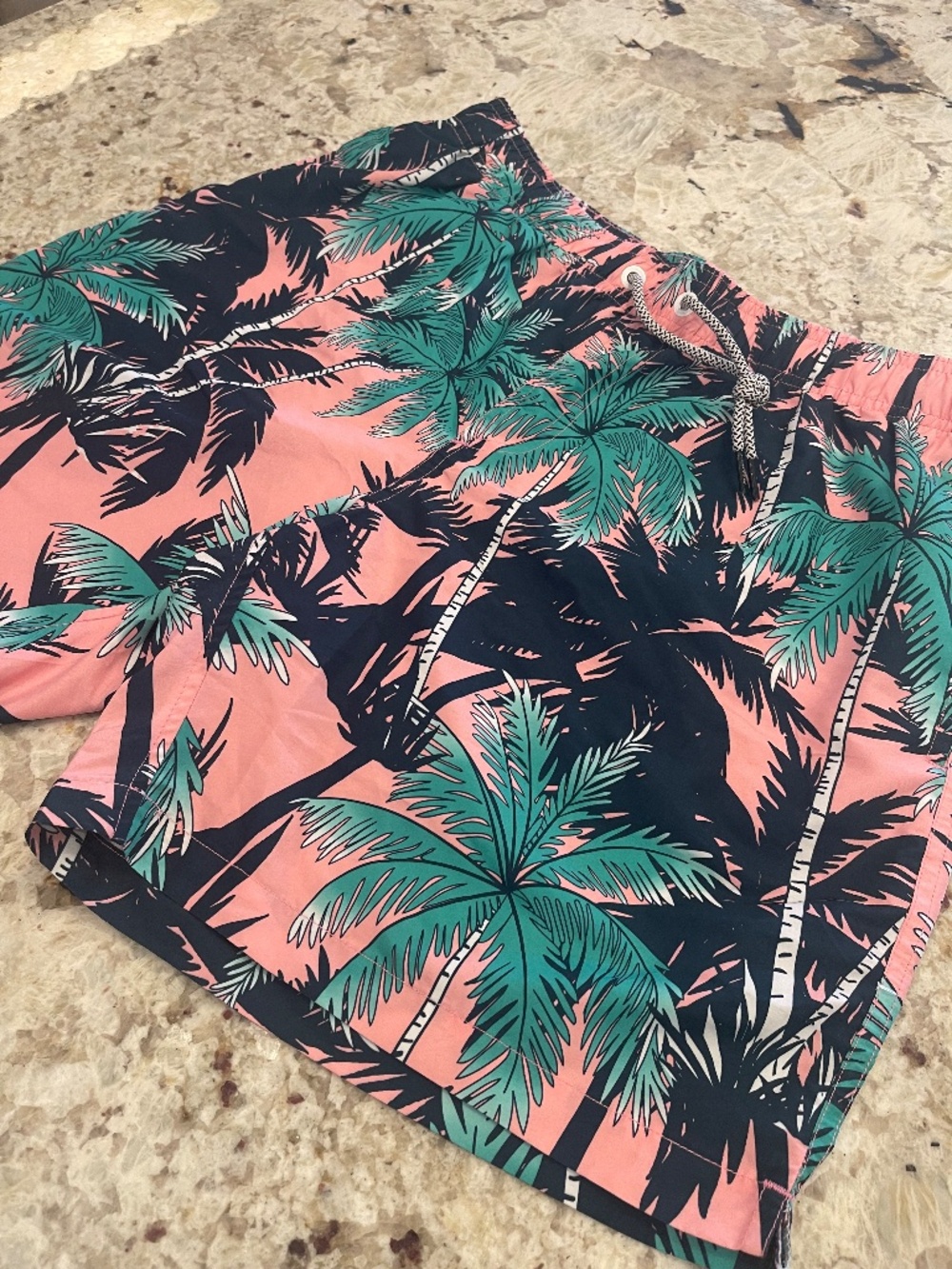 Maamgic Men's Swim Trunks Tropical Print w/Pocket Shorts L Beach Pool Vacation